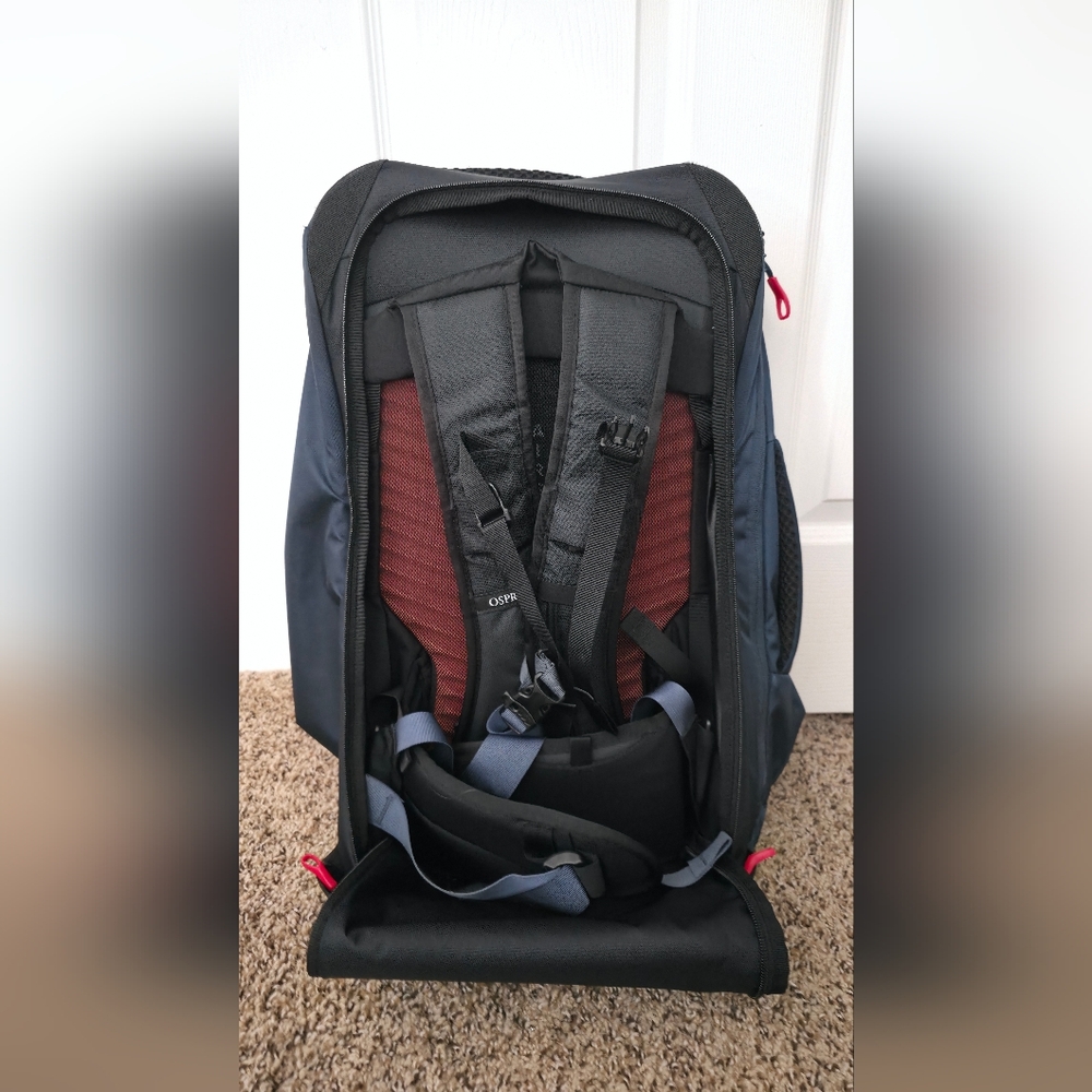 Osprey Farpoint 40L - Picture 2 of 4